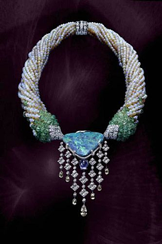 古董珠寶與燃料油 兩個世界的歷史沉淀與未來挑戰